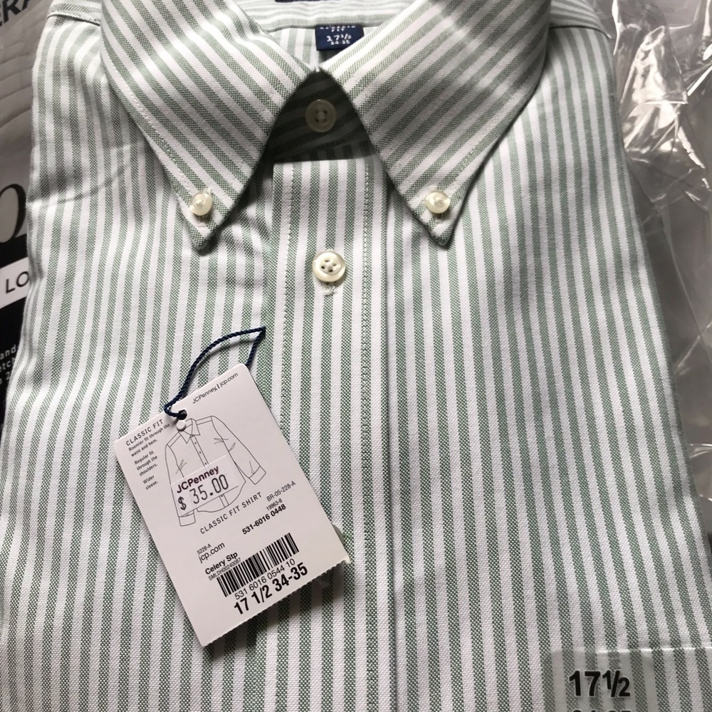 Brand new Men’s button down collar shirt